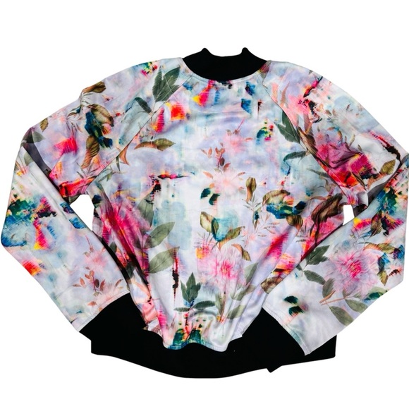 Pam & Gela floral jacket and track cropped pants set EUC - Picture 8 of 16